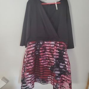 3/4 sleeve wrap top dress🍒